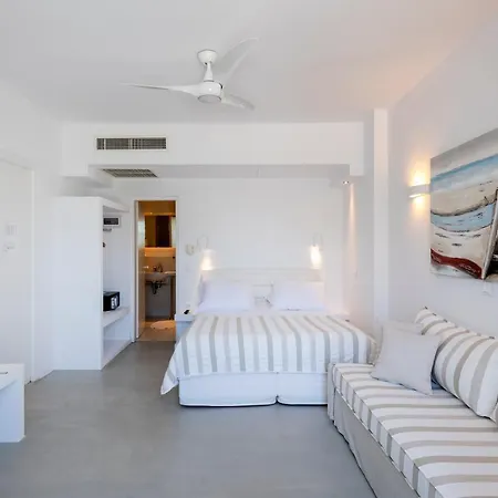 Kalypso Hotel 3*
