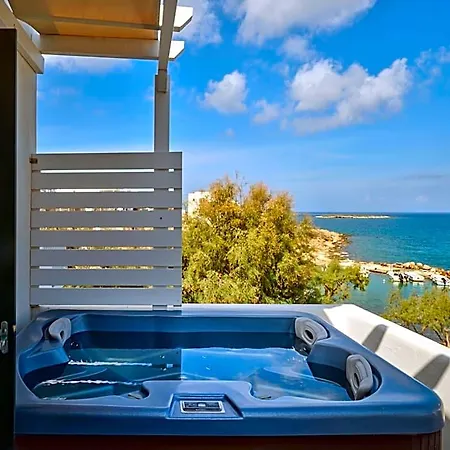 Kalypso Hotel 3*